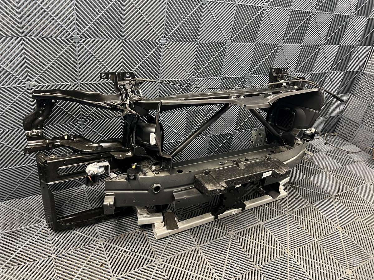 BMW XM детали кузова