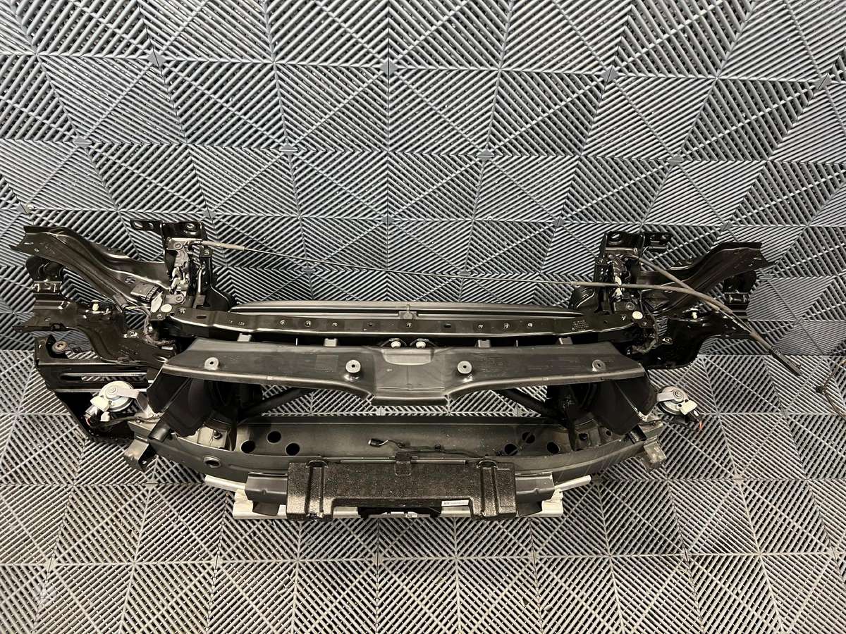 BMW XM детали кузова