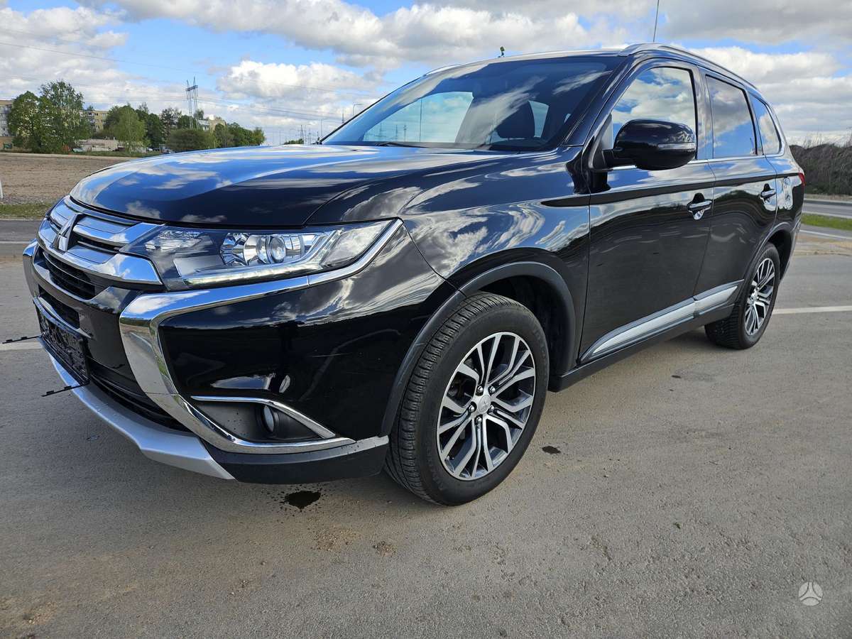 Mitsubishi Outlander, 2.3 l., off-road / crossover
