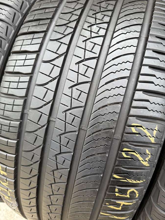 Pirelli Scorpion zero/2023m, всесезонные 285/45 R22