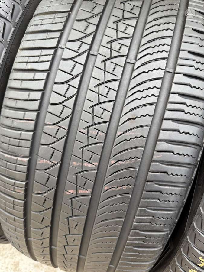 Pirelli Scorpion zero/2023m, всесезонные 285/45 R22