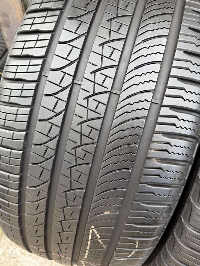 Pirelli Scorpion zero/2023m, всесезонные 285/45 R22