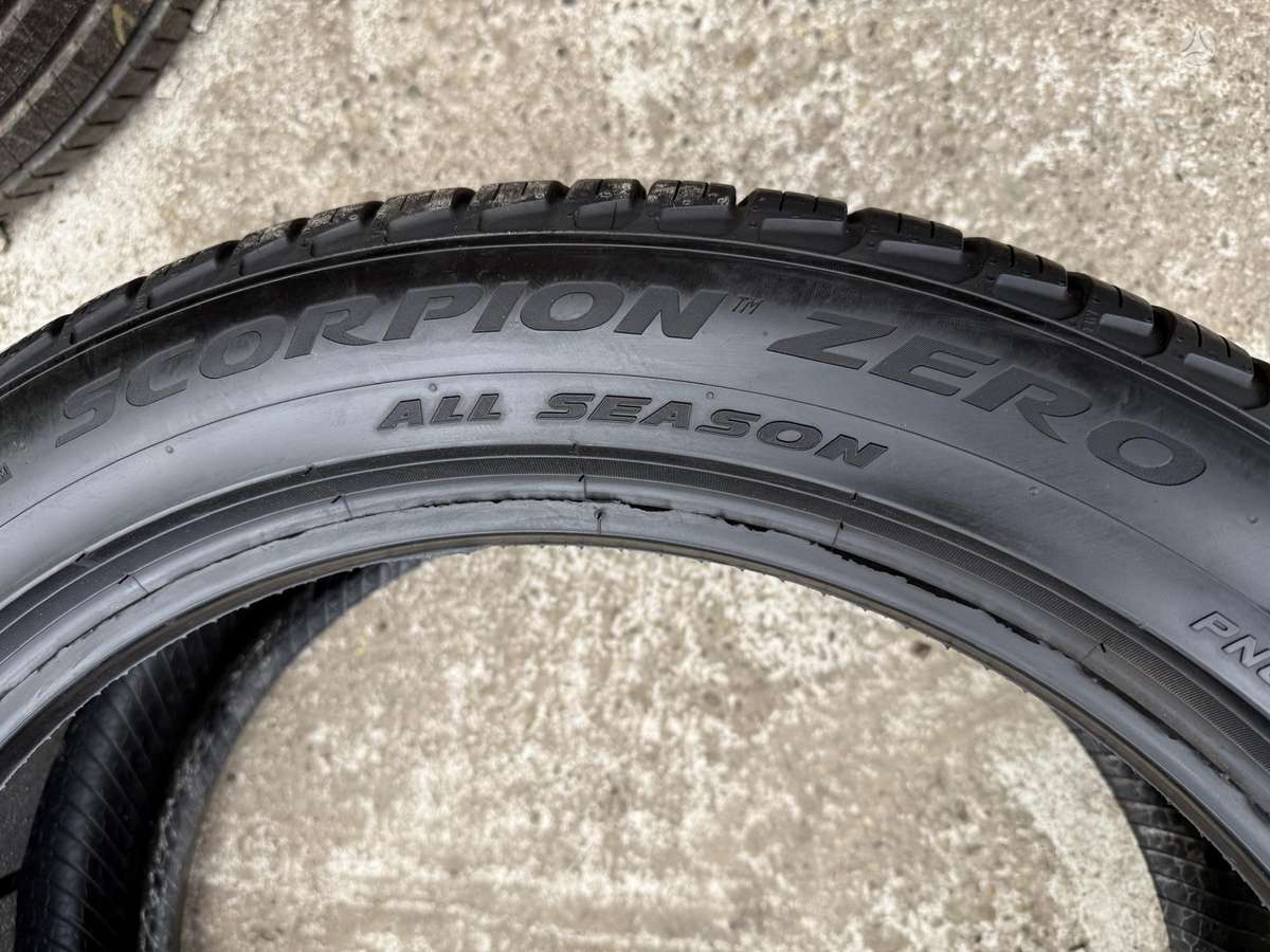 Pirelli Scorpion zero/2023m, всесезонные 285/45 R22