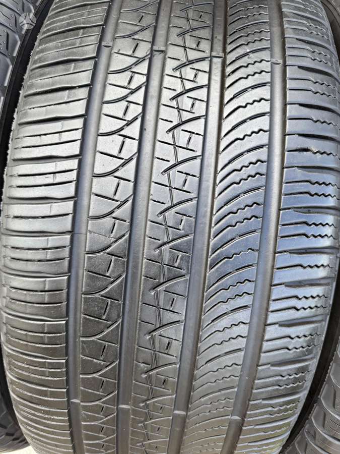Pirelli Scorpion zero/2023m, всесезонные 285/45 R22