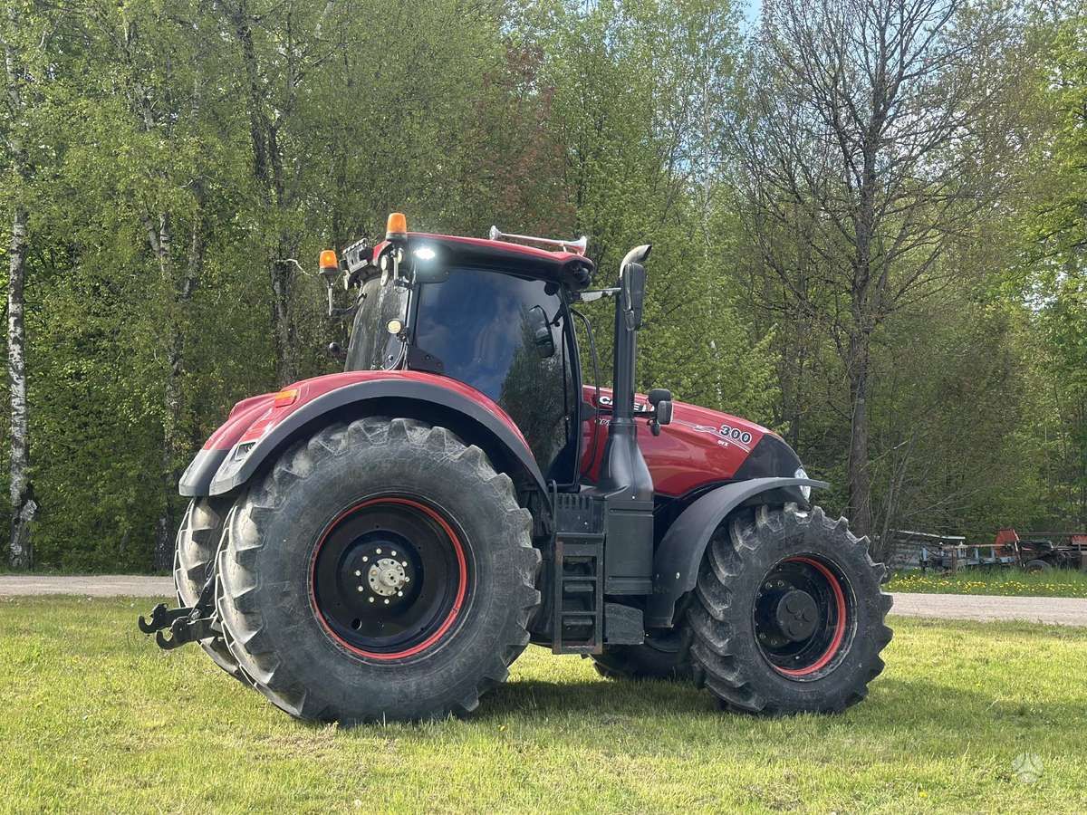 Case-IH Optum 300 CVX, тракторы