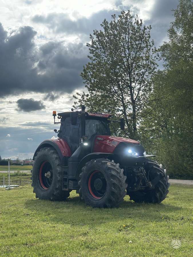 Case-IH Optum 300 CVX, тракторы