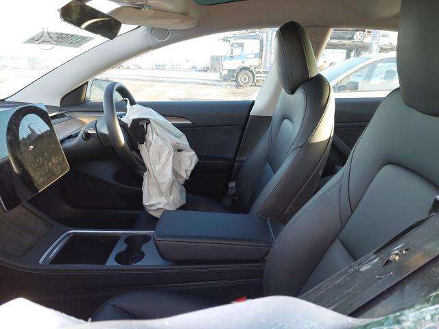 Tesla Model 3 dalimis