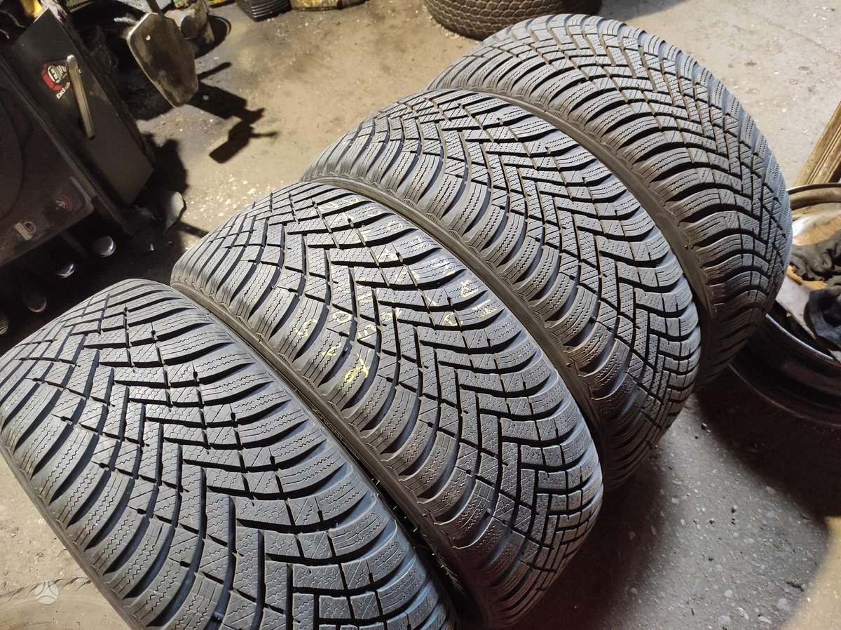 Continental, зимние 215/50 R17