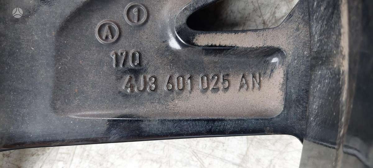Audi e-tron GT, 4J3601025AN, Cen15397