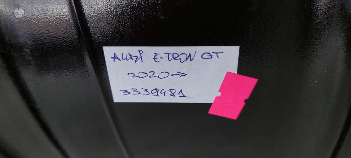 Audi e-tron GT, 4J3601025AN, Cen15397