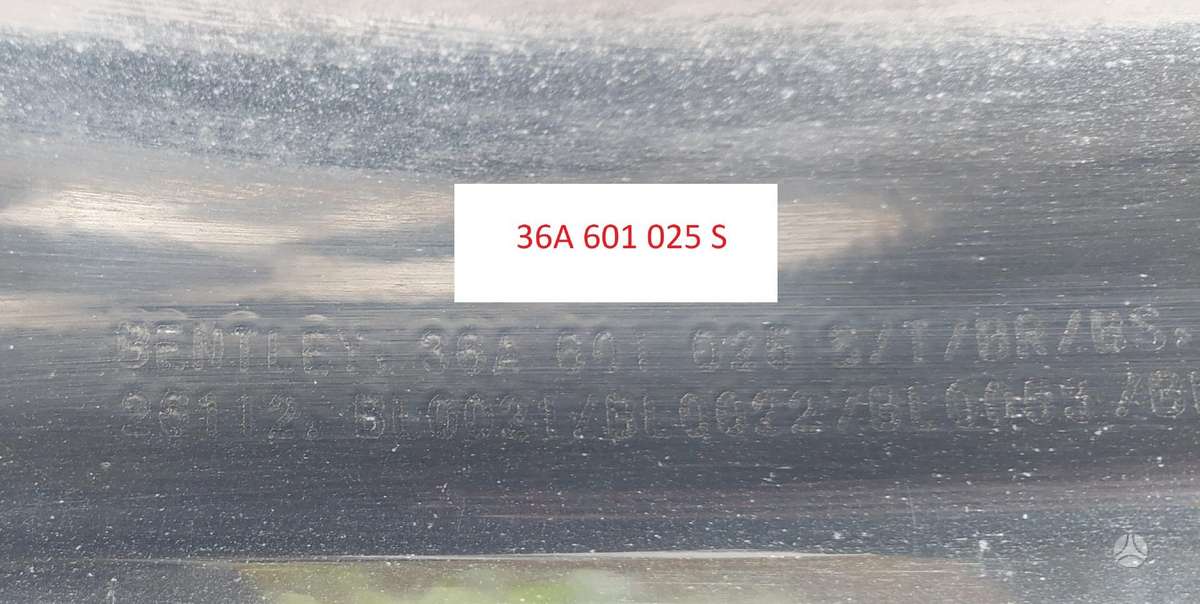 Bentley Bentayga, 36A601025S, Cen15405