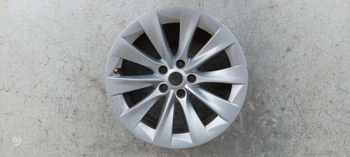 Tesla Model S, 105933700A, Cen15561