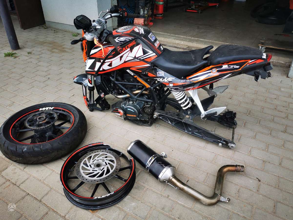 KTM Duke, street / classic