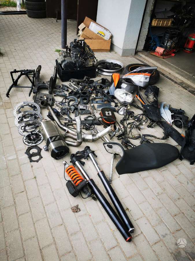 KTM Adventure, touring / sport touring