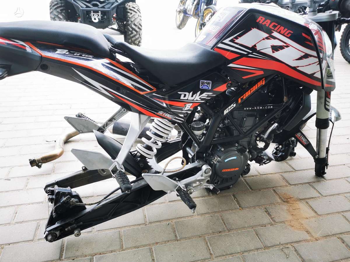 KTM Duke, street / classic