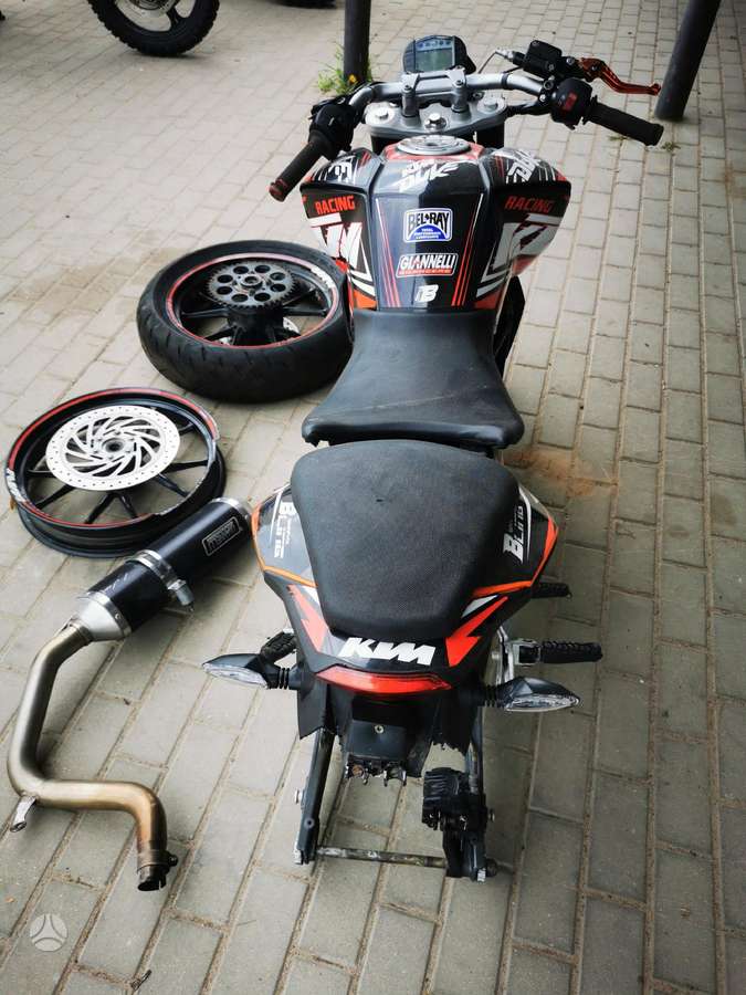 KTM Duke, street / классические