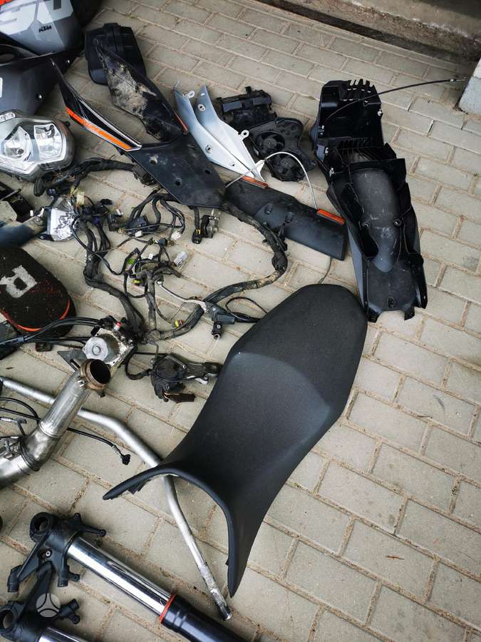 KTM Adventure, touring / sport touring