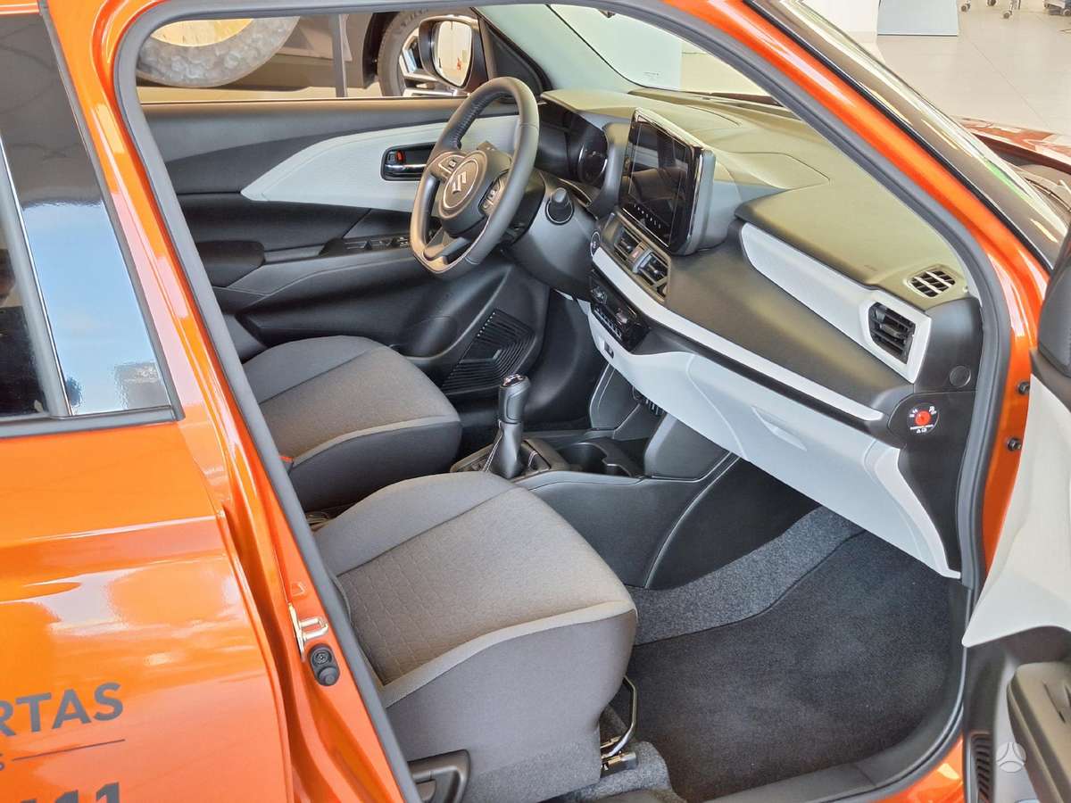 Suzuki Swift, 1.2 l., Хэтчбек