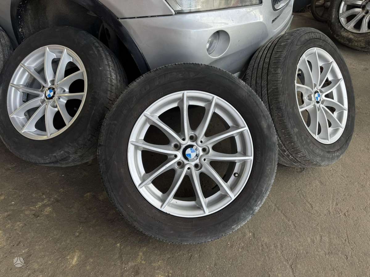 BMW X3 dalimis