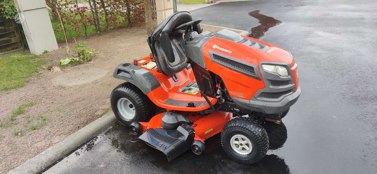 Husqvarna YTH 24K48, садовые тракторы