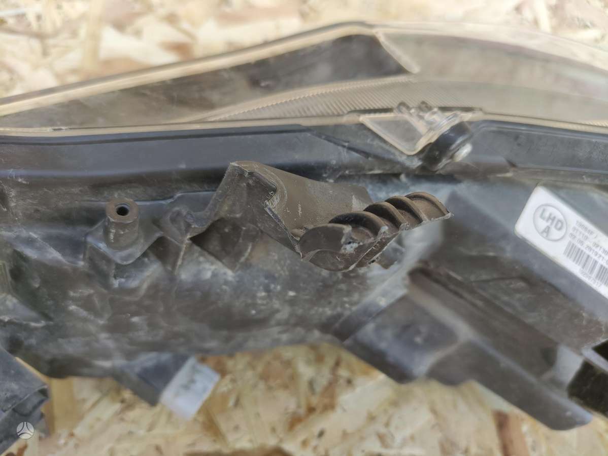 Toyota Corolla, 8111002T30, Cen15371