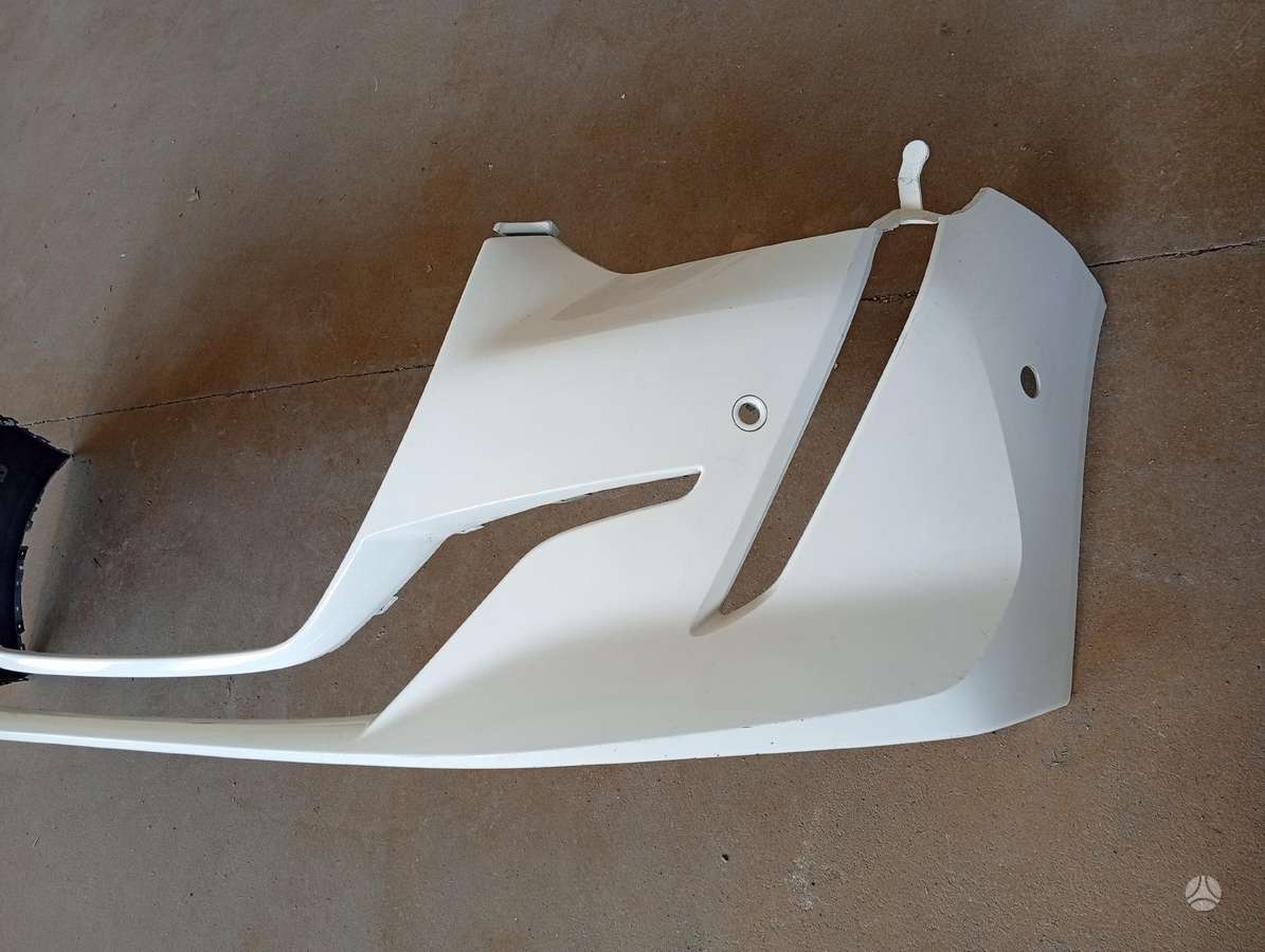 Peugeot 208 bumpers, lights
