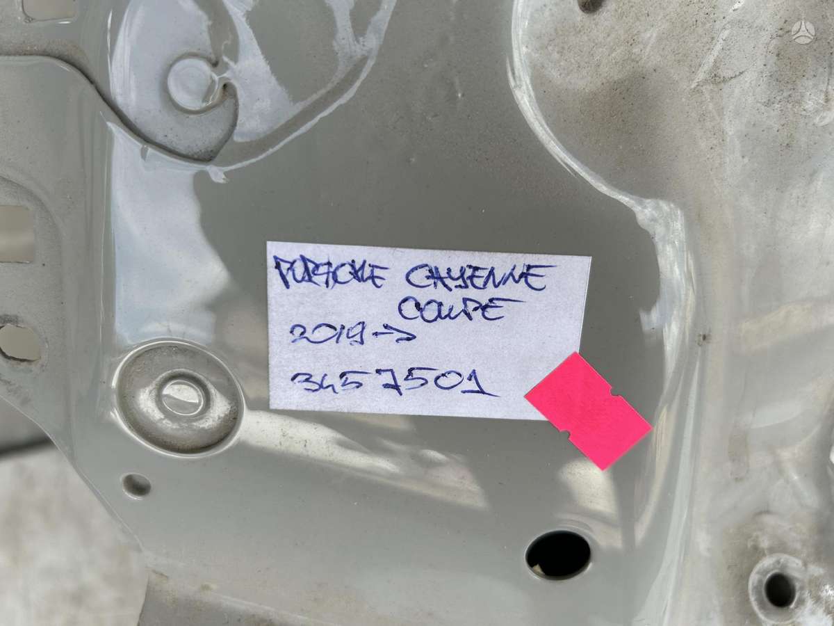 Porsche Cayenne Coupe Cen15754