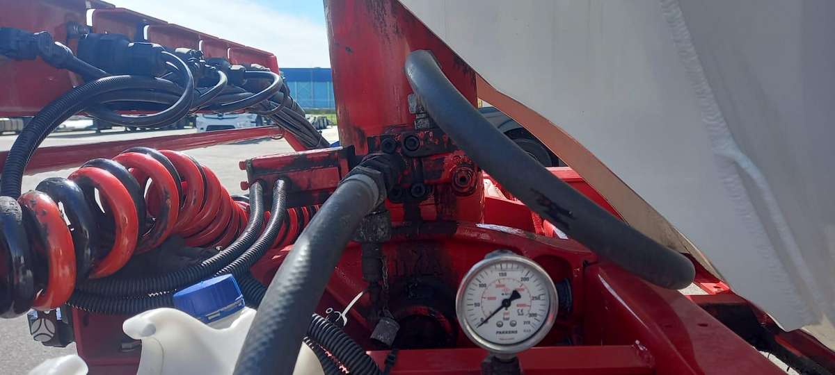 Kässbohrer KIPPSILO, tanker