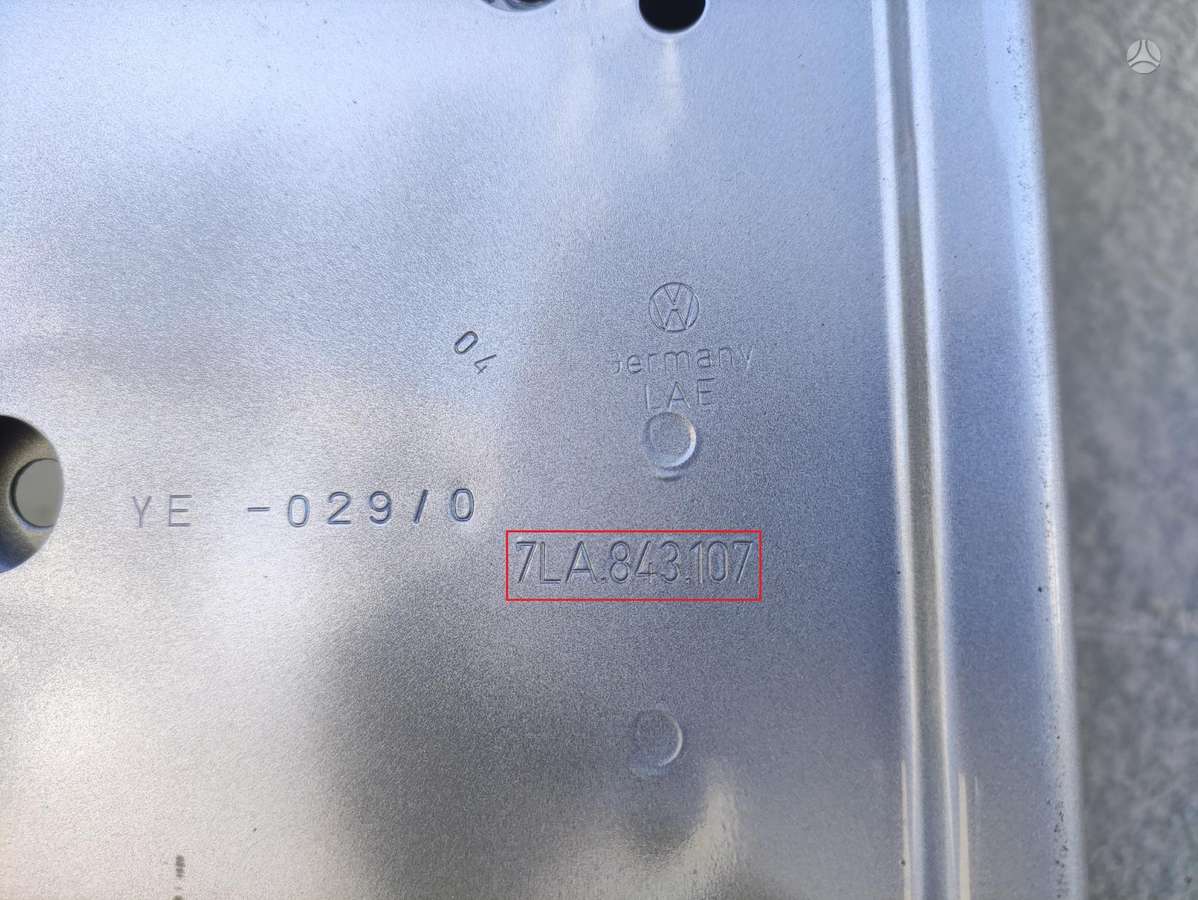 Volkswagen Transporter, 7LA843107, Cen15646
