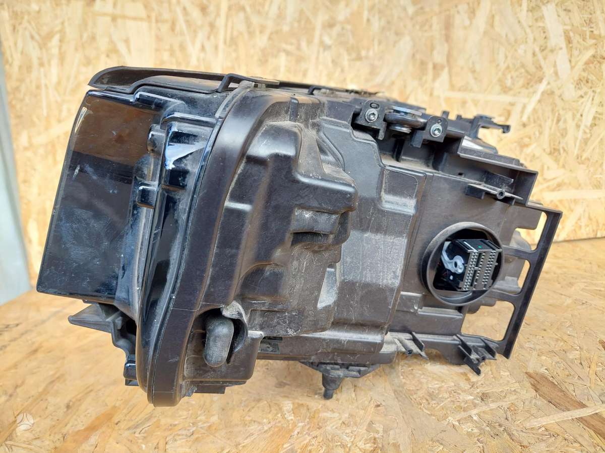BMW 5 serija, 9850588, Cen17749