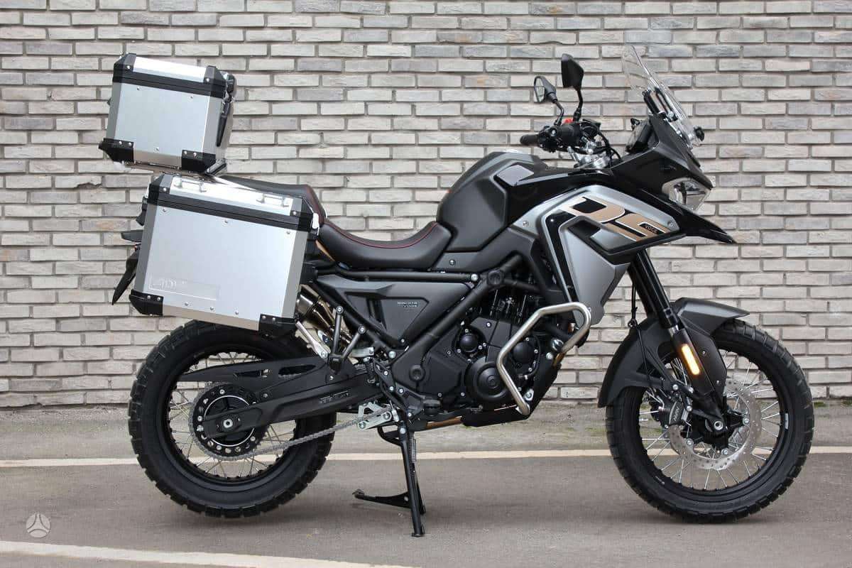 VOGE 650 DS, enduro / adventure