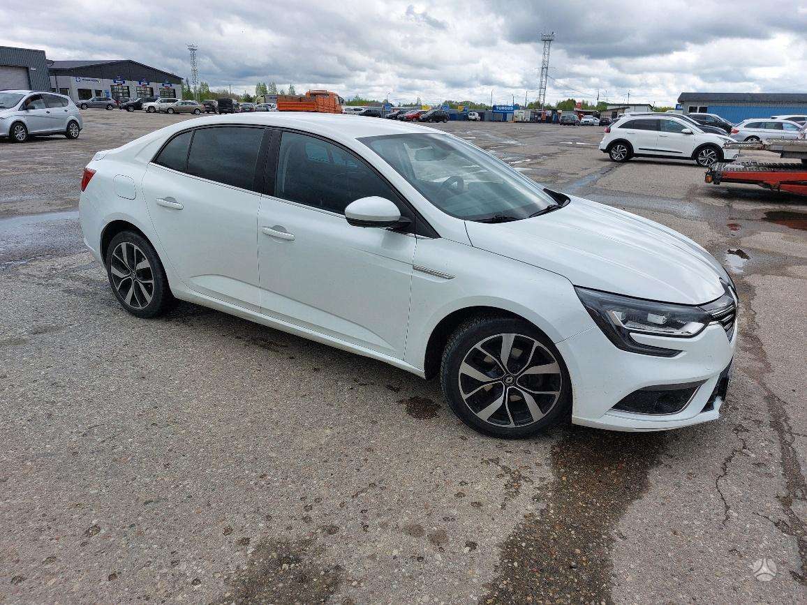 Renault Megane, sedanas