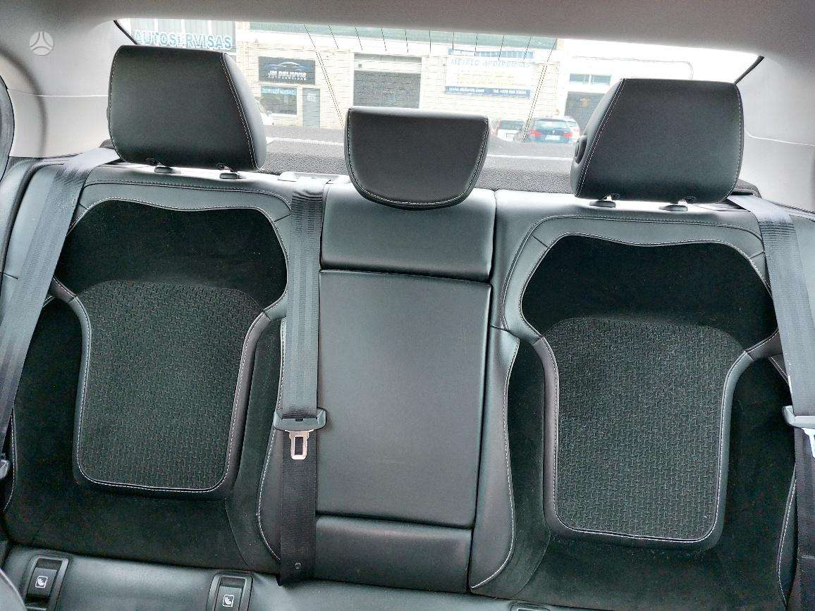 Renault Megane, sedanas