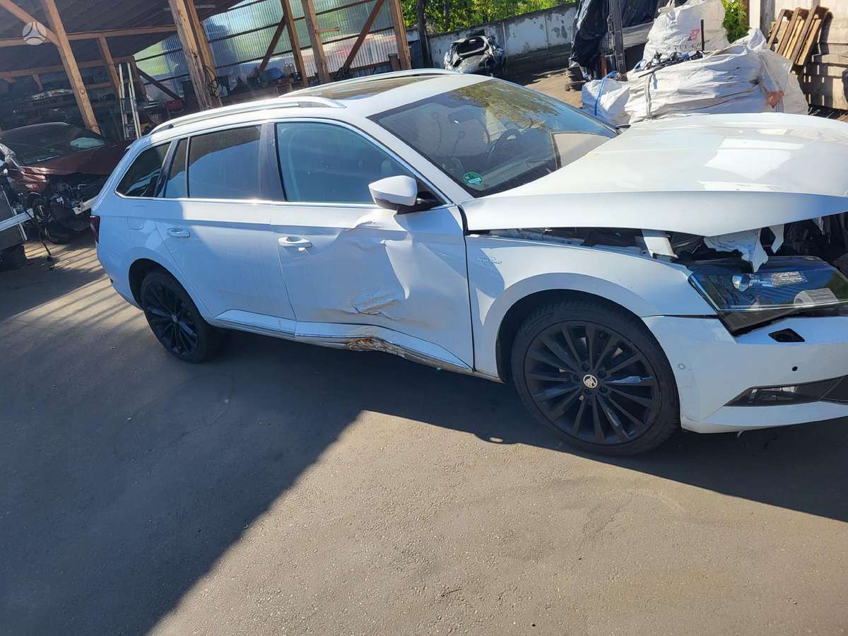 Skoda Superb for parts