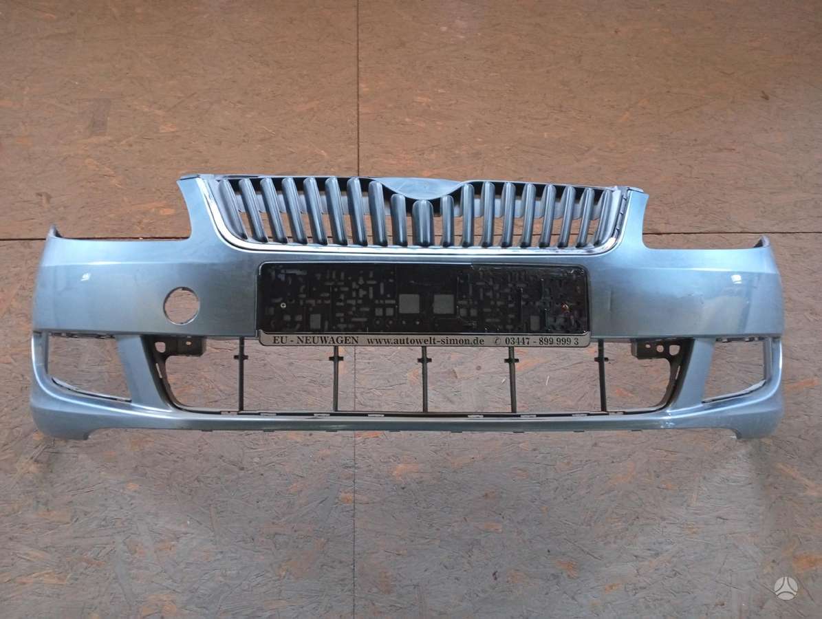 Skoda Fabia бамперы (буфера), фары