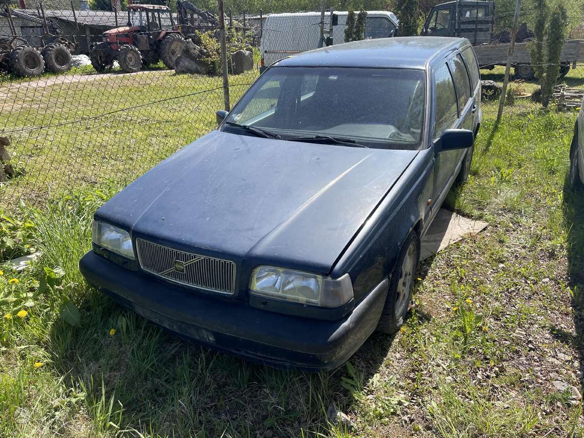 Volvo 850 dalimis