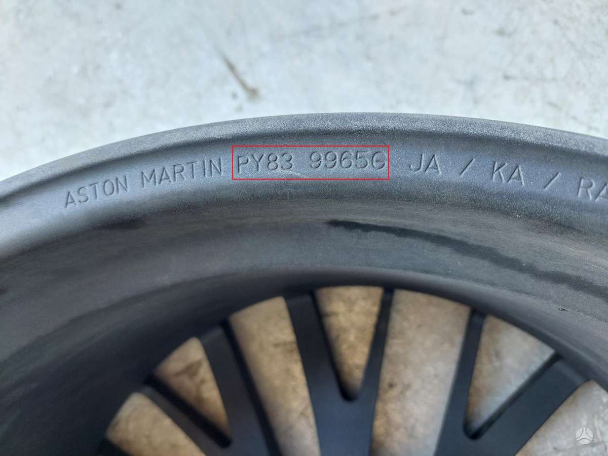 Aston Martin DBX, PY839965G, Cen17640