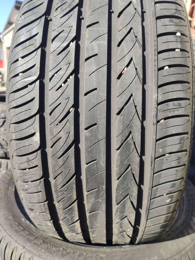 Gislaved, vasarinės 255/40 R18