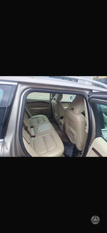 Volvo V70 D5244t4 spalva 484