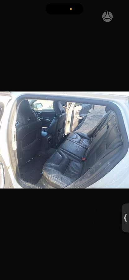 Volvo V60 D5204t3 spalva 604