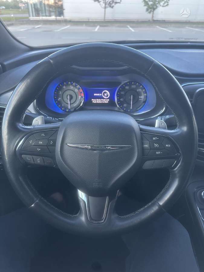 Chrysler 200, 2.4 l., Седан