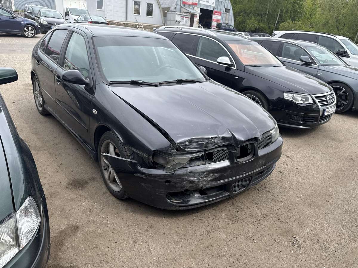Seat Leon Minsko pl 33 5 angaras