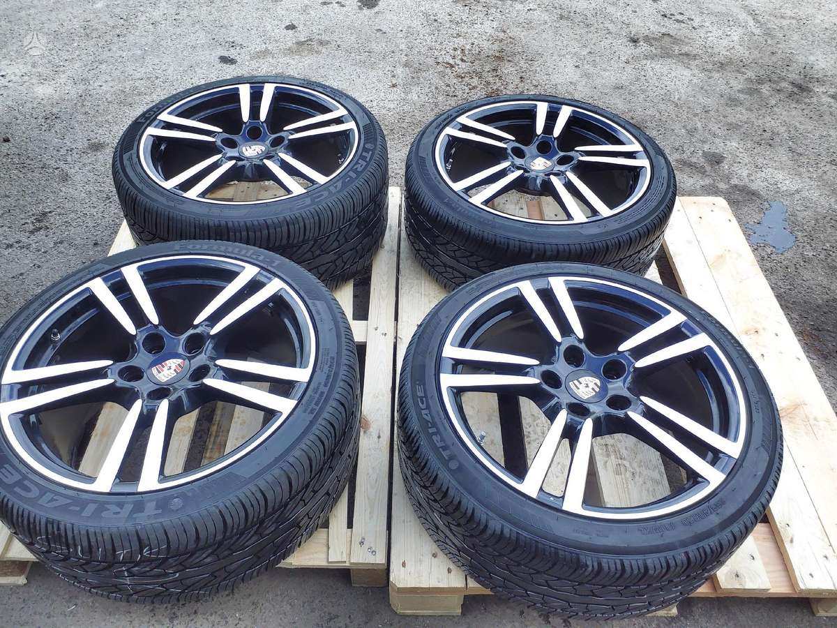 Porsche Panamera, light alloy, R20