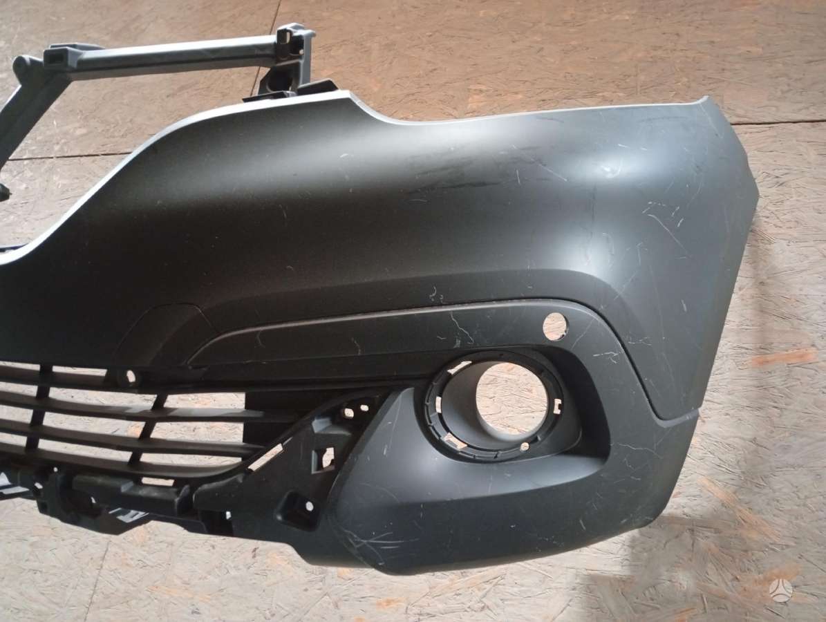 Renault Kadjar bumpers, lights