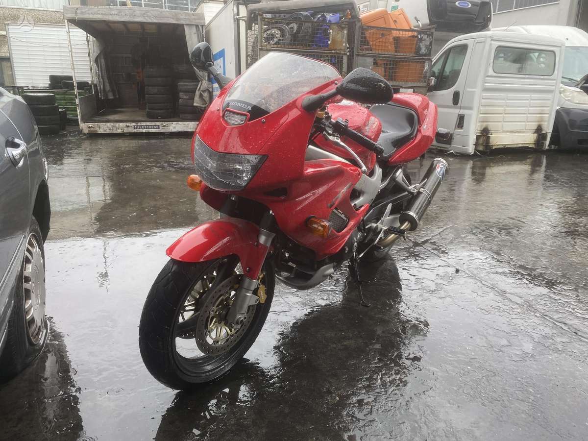 Honda VTR, street / classic