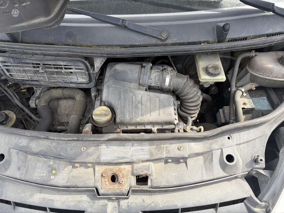 Renault Trafic 37068366700