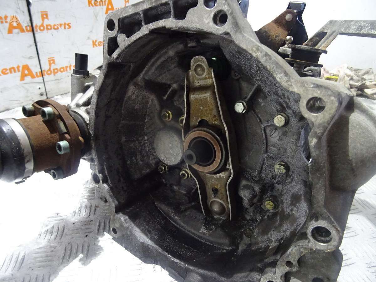 Volkswagen Polo differential, gearbox