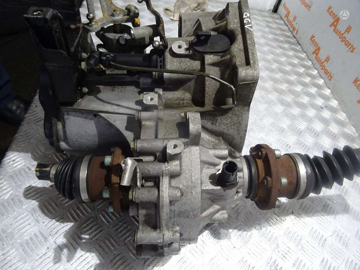 Volkswagen Polo differential, gearbox