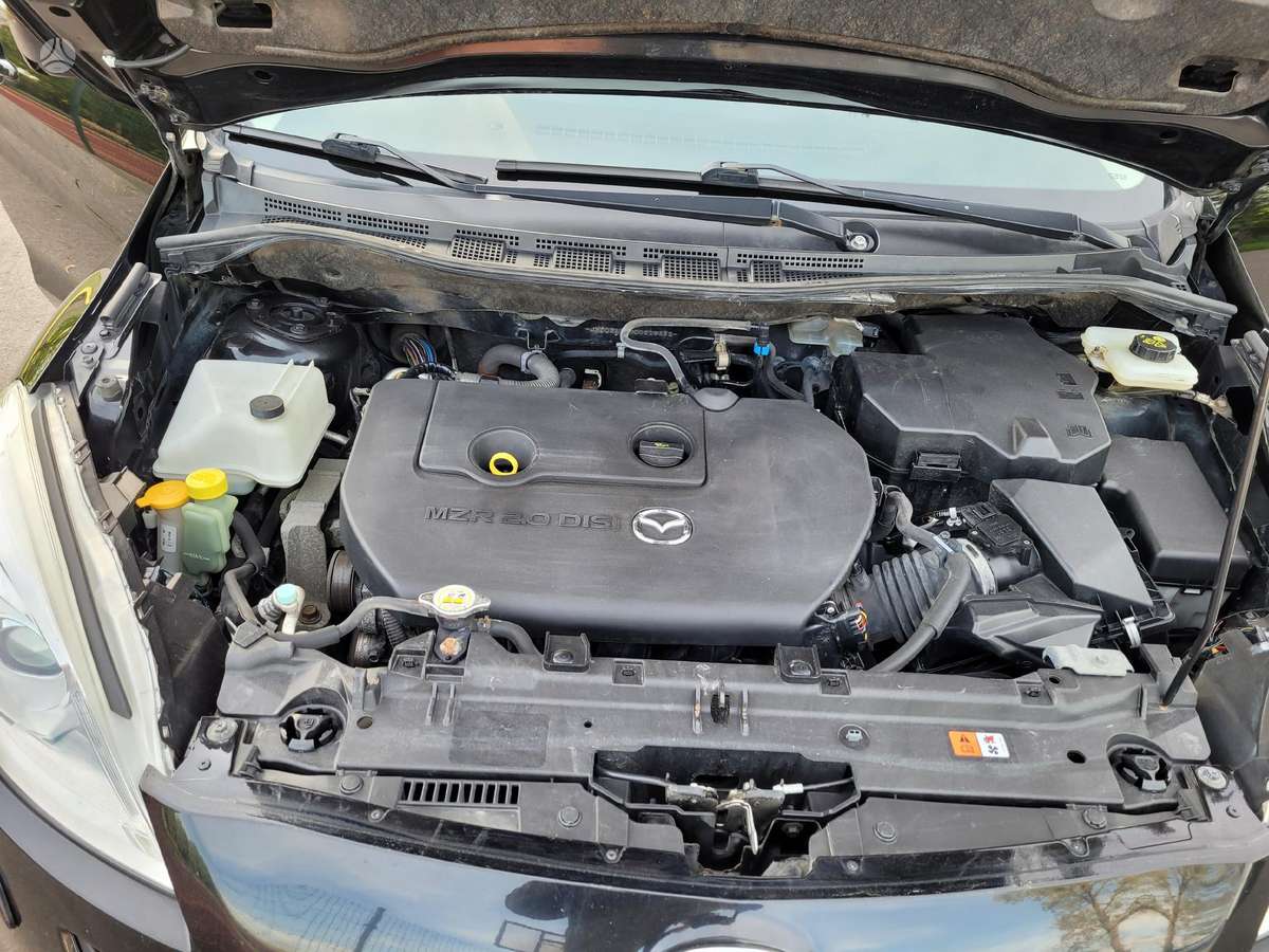 Mazda 5, 2.0 l., Минивэн