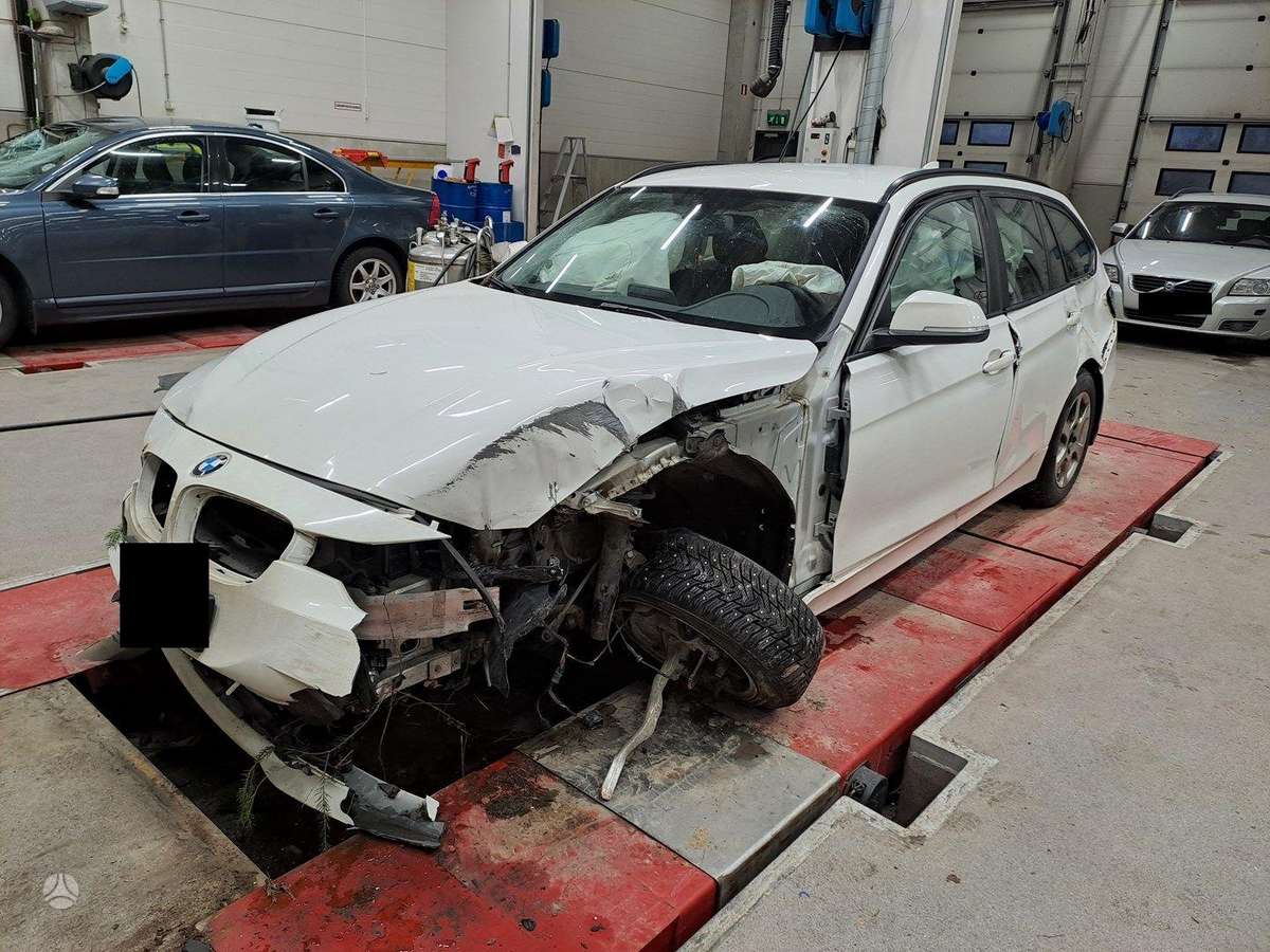 BMW 3 serija rezerves daļās